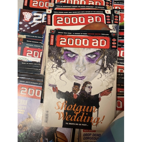 490 - A LARGE COLLECTION OF 2000 AD COMICS