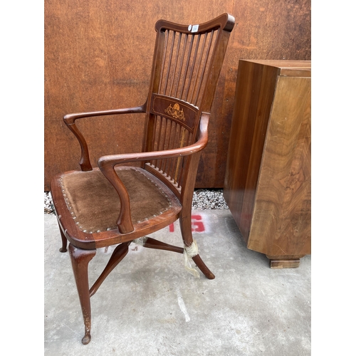 2506 - AN EDWARDIAN MAHOGANY AND INLAID SPINDLE BACK ELBOW CHAIR ON FRONT CABRIOLE LEGS