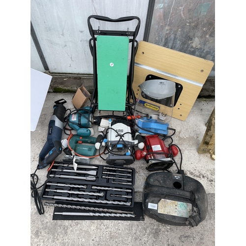 1699 - A LARGE QUANTITY OF TOOLS TO INCLUDE A MACALLISTER ROUTER, MAKITA ROUTER AND AN EINHILL RECIPRICATIN... 