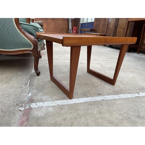 2536 - A RETRO TEAK SMALL COFFEE TABLE, 25 X 18