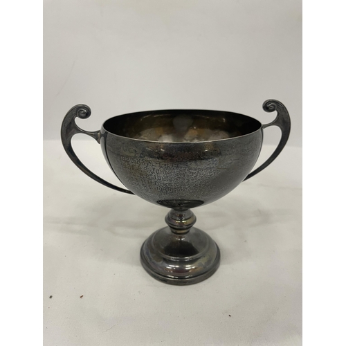 29 - A HALLMARKED BIRMINGHAM SILVER TROPHY ENGRAVED FROM 1930 GROSS WEIGHT 273 GRAMS