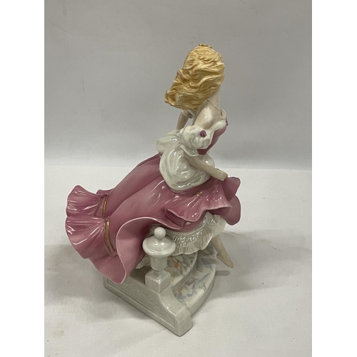 43 - A VINTAGE FRANKLIN MINT 1988 LIMITED EDITION CINDERELLA FIGURE