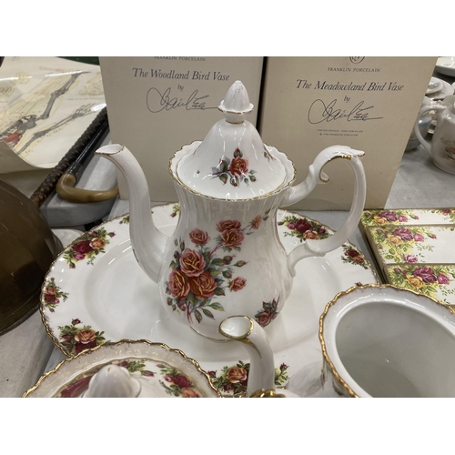 282 - A LARGE QUANTITY OF ROYAL ALERT TO INCLUDE THREE LARGE OLD COUNTRY ROSES TEAPOTS, CENTENNIAL ROSE CO... 