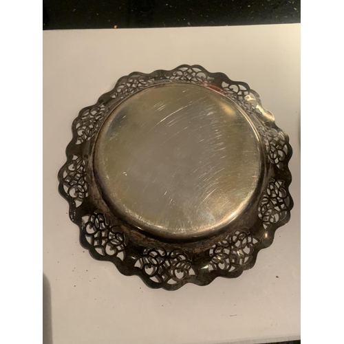 57 - A TESTED TO SILVER PIERCED DISH GROSS WEIGHT 61.8 GRAMS