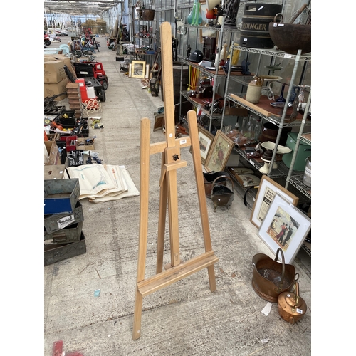 1758 - A LARGE WOODEN ARTISTS EASEL