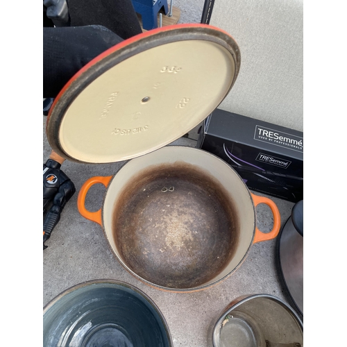 1858 - AN ASSORTMENT OF ITEMS TO INCLUDE A LE CREUSET PAN, A SLOW COOKER AND A SEWING MACHINE ETC