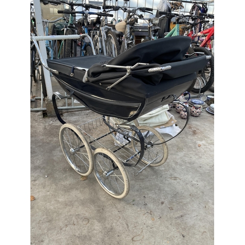 1954 - A SMALL SILVERCROSS PRAM