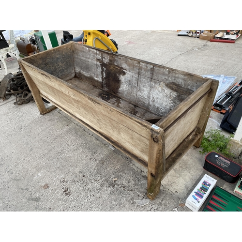 2019 - A LARGE VINTAGE WOODEN TROUGH PLANTER (L:183CM W:70CM)