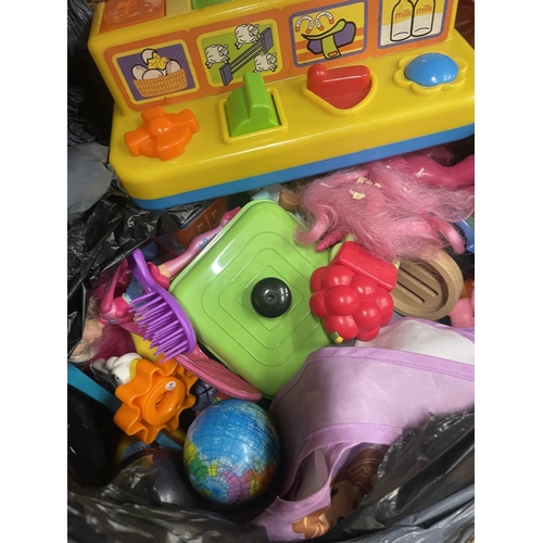 430A - A VERY LARGE QUANTITY OF CHILDREN'S TOYS - ALL PROCEEDS GOING TO HOSPICE AFRICA