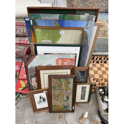 2241 - AN ASSORTMENT OF FRAMED PRINTS AND PICTURES