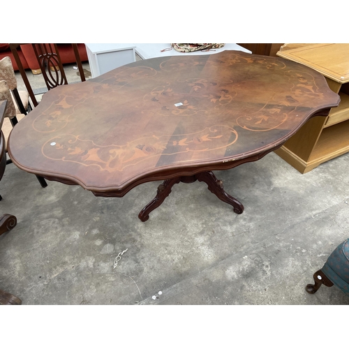 2898 - AN ITALIAN STYLE OVAL INLAID DINING TABLE WITH SHAPED RIM, ON PEDESTAL BASE, 68 X 43