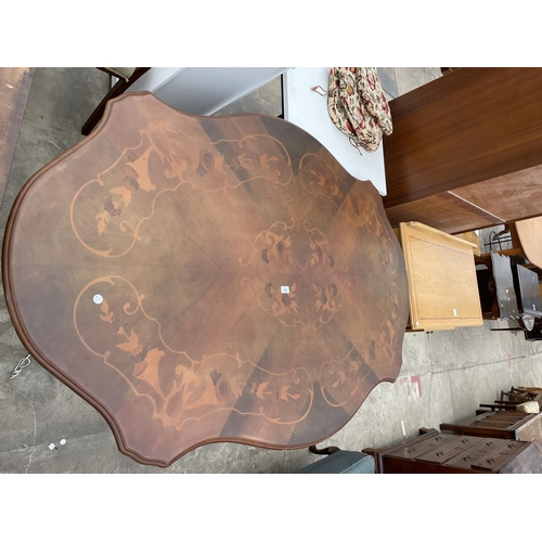 2898 - AN ITALIAN STYLE OVAL INLAID DINING TABLE WITH SHAPED RIM, ON PEDESTAL BASE, 68 X 43