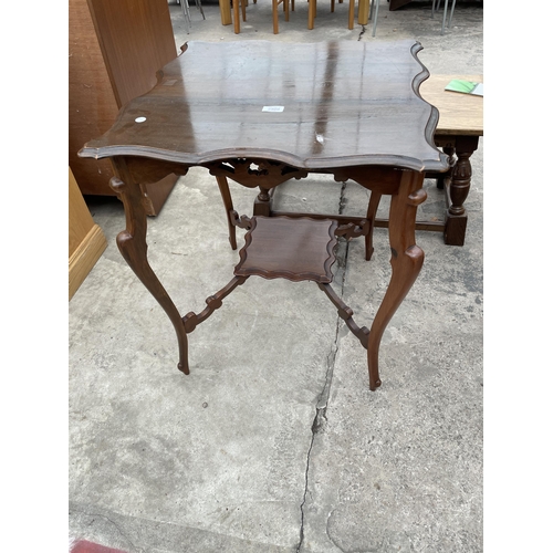 2900 - AN EDWARDIAN MAHOGANY TWO TIER CENTRE TABLE, 24