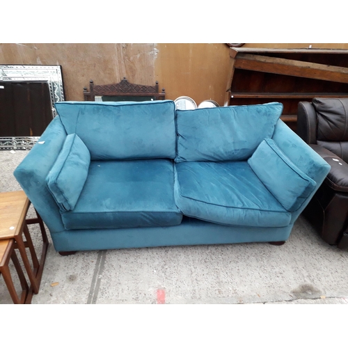 2921 - A MODERN PLUSH BLUE TEAL TWO SEATER SOFA