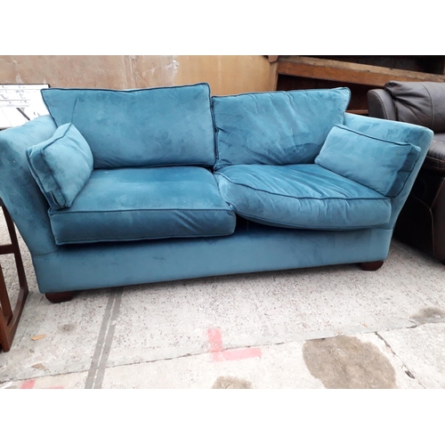 2921 - A MODERN PLUSH BLUE TEAL TWO SEATER SOFA