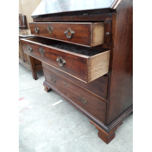 2928 - A GEORGE III MAHOGANY BUREAU WITH FITTED INTERIOR, FOUR GRADUATED DRAWERS TO BASE, 38