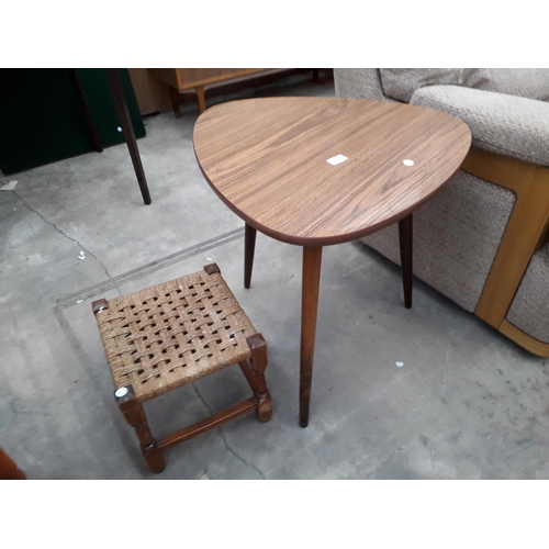 2944 - A RETRO COFFEE TABLE AND SMALL STOOL