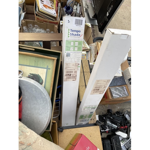 2321 - AN ASSORTMENT OF HOUSEHOLD CLEARANCE ITEMS TO INCLUDE PRINTS AND RUGS ETC