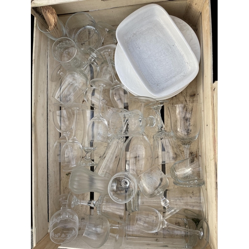 2331 - AN ASSORTMENT OF HOUSEHOLD CLEARANCE ITEMS TO INCLUDE CERAMICS AND GLASS WARE ETC