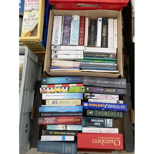 2333 - A LARGE QUANTITY OF ASSORTED BOOKS