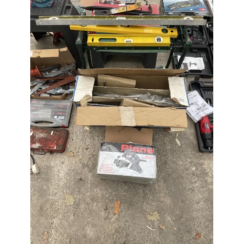 2308F - TWO ITEMS TO INCLUDE A MITRE SAW AND A 500W ELECTRIC PLANER