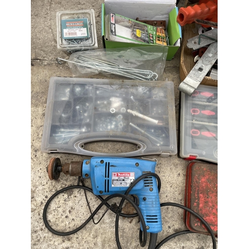 2308G - AN ASSORTMENT OF TOOLS AND HARDWARE TO INCLUDE A MAKITA DRILL, ETC