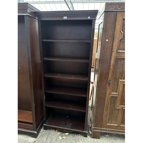 2978 - A MAHOGANY SIX TIER BOOKCASE