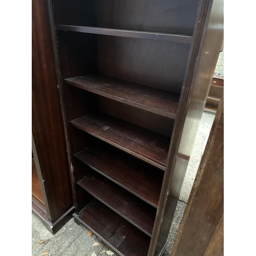 2978 - A MAHOGANY SIX TIER BOOKCASE