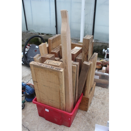 10 - BOX OF OAK LENGTHS, BOX OF OAK AND REDWOOD LENGTHS  NO VAT