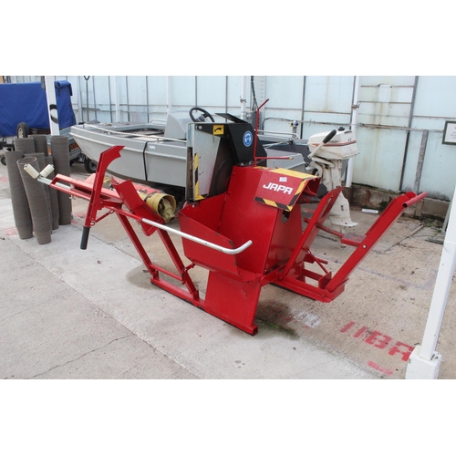 114 - JAPPA SAW BENCH AND LOG SPLITTER  NO VAT