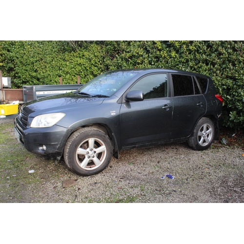 182 - TOYATA RAV 4 XTR D-4D DIESEL ESTATE CAR FY57OJR FIRST REG 29/09/07 132899 MILES APPROX 8 MONTHS MOT ... 