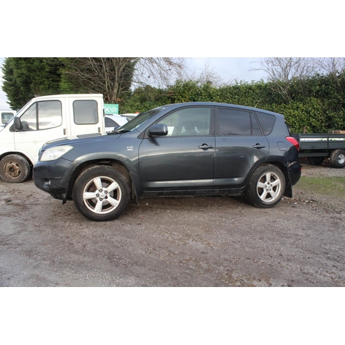 182 - TOYATA RAV 4 XTR D-4D DIESEL ESTATE CAR FY57OJR FIRST REG 29/09/07 132899 MILES APPROX 8 MONTHS MOT ... 