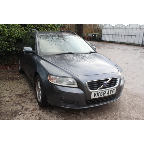 184 - A VOLVO V50, 129 000 MILES, MOT TILL JUNE 2024, GOOD RUNNER, REGISTRATION VK58 AYP, NEW TYRES FITTED... 