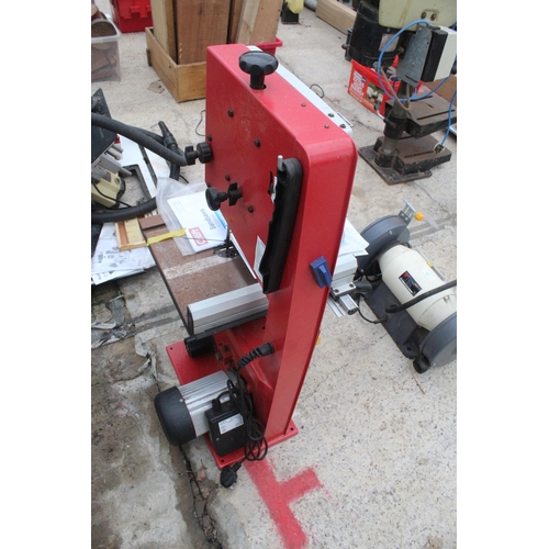 19 - AXMINSTER CRAFT BAND SAW  NO VAT