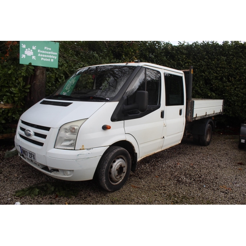 193 - FORD TRANSIT  MANUAL 4 DOORS  MOT 20/08/2024 REG; BN07 ZFX  NO VAT   WHILST ALL DESCRIPTIONS ARE GIV... 