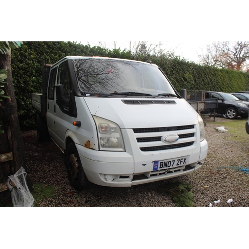 193 - FORD TRANSIT  MANUAL 4 DOORS  MOT 20/08/2024 REG; BN07 ZFX  NO VAT   WHILST ALL DESCRIPTIONS ARE GIV... 