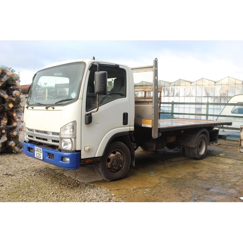 194 - IZUZU NPR-7 TIPPER LORRY  GN09 EZG AUTOMATIC  329991 MILES    MOT RAN OUT NOVEMBER NOT TAKEN FOR RET... 