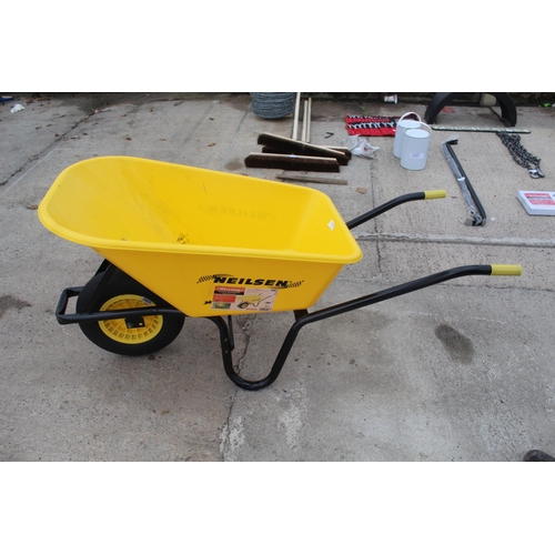 472 - WHEEL BARROW  + VAT