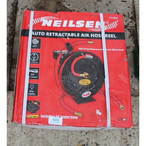 502 - RETRACTABLE AIR HOSE  + VAT