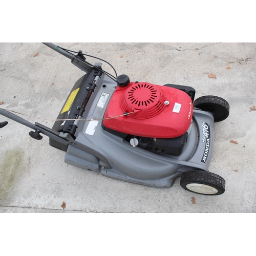 598 - HONDA 476 ROLLER MOWER  NO VAT