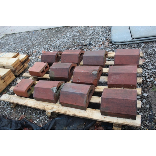 1074 - PALLET OF RIDGE TILES  NO VAT