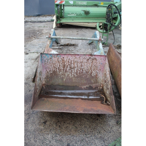 215 - FORE END LOADER BRACKETS AND BUCKET  & BRACKETS+  NO VAT