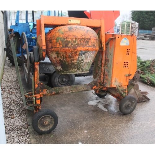 208 - BELL 100XT CONCRETE MIXER  NO VAT