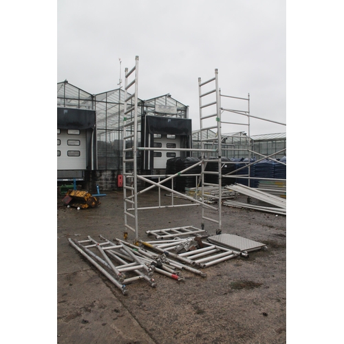 242 - POP UP WALKWAY SCAFFOLD + VAT