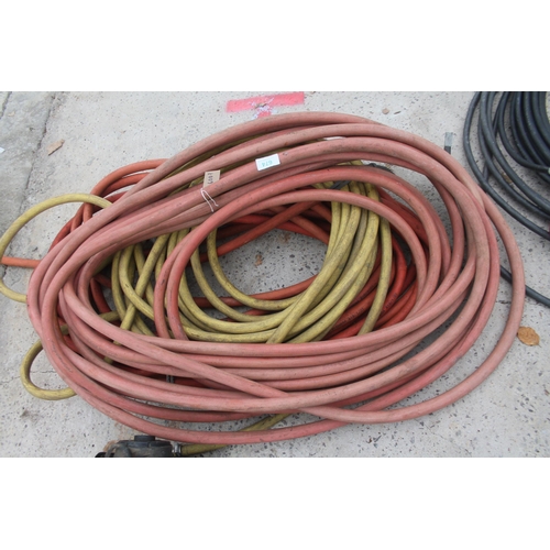 674 - SET OF WATER HOSES  NO VAT