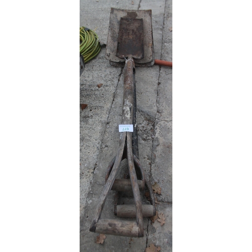 677 - 2 SHOVELS, 1 GRAFTER  NO VAT