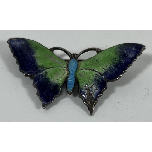 556 - AN ART DECO STERLING SILVER GUILLOCHE ENAMEL BUTTERFLY BROOCH, MAKER HENRY JAMES HULBERT