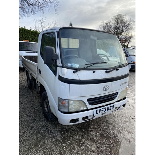 196 - TOYOTA DYNA 300 SWB  DV53KZO DROP SIDE LORRY FIRST REG 30/10/03 APPROX 180000 MILES NEW BATTERY & ST... 