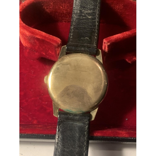 6 - A VINTAGE LONGINES GENTLEMAN'S WRIST WATCH WITH 9 CARAT GOLD CASE, SILVERISED DIAL AND ORIGINAL CASE