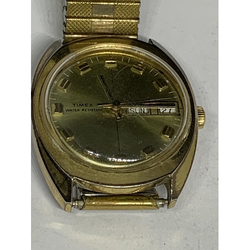 108 - A GENTS VINTAGE TIMEX DIVER WRIST WATCH